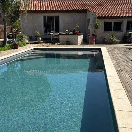 Maison de Plain-pied 149m2 - 3 chambres - 1010 m2 de jardin et piscine