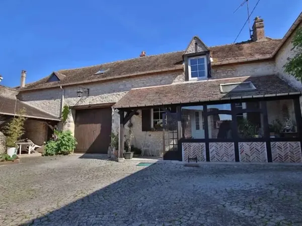 Maison 6 pièces 257 m²