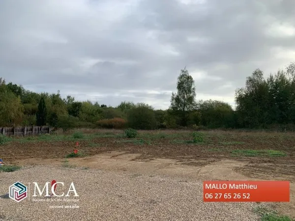 Terrain 1000 m²