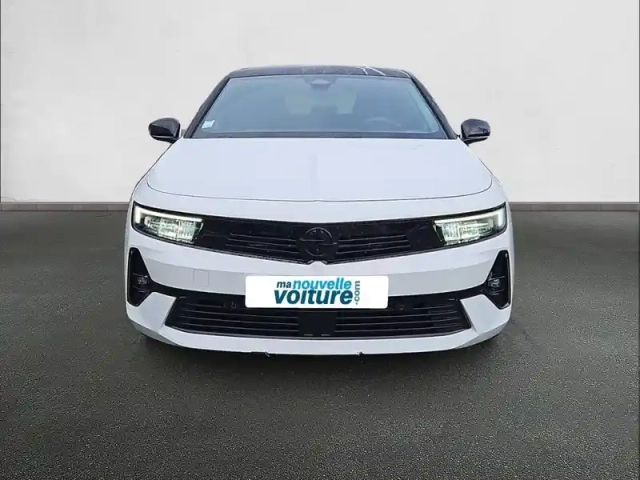 Opel Astra 1.2 turbo 130 ch bva8 — photo 2