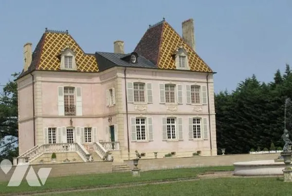 Maison 11 pièces 350 m²