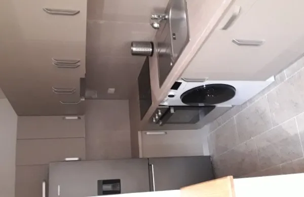 Loue appartement 2 pièces meublées Paris 15ème - 38m²