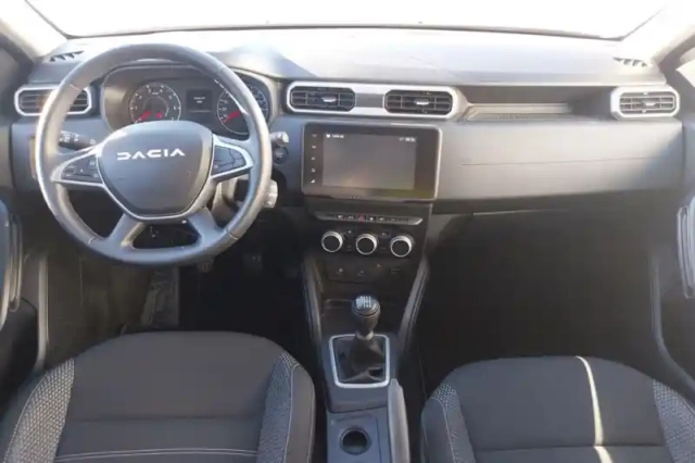 Dacia Duster eco-g 100 4x2 — photo 9