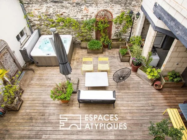 Elégance et intimité : Maison de caractère en hyper centre