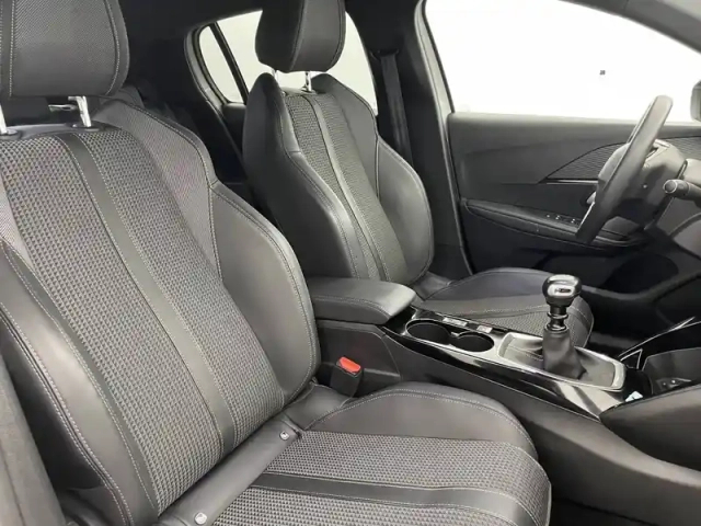 Peugeot 208 puretech 100 s&amp;s bvm6 — photo 35