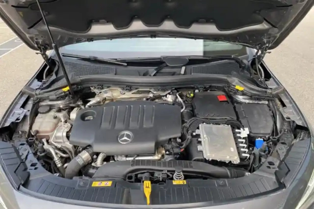 Mercedes Gla 200 d 8g-dct — photo 16