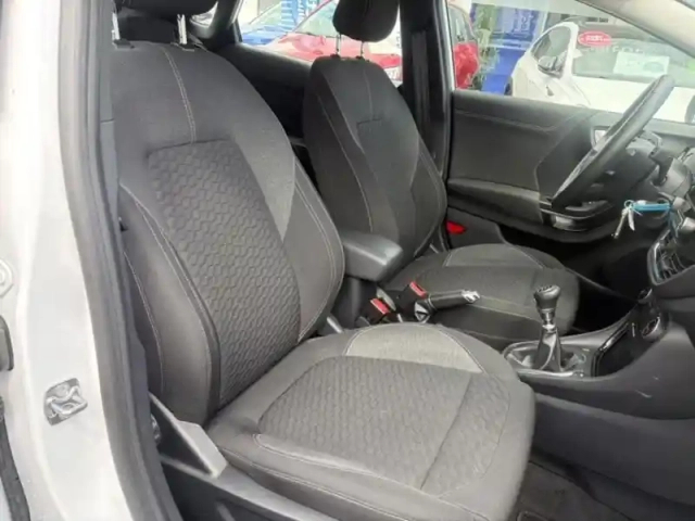 Ford Puma 1.0 flexifuel 125ch s&amp;s mhev titanium — photo 11