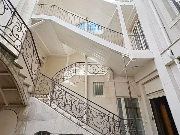 Duplex/Triplex 3 pièces 90 m²