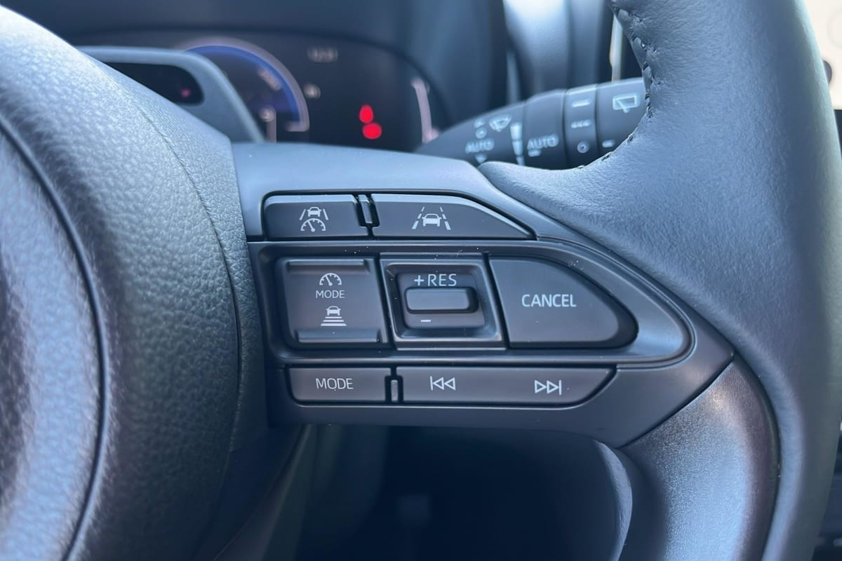 Toyota YARIS CROSS — photo 16
