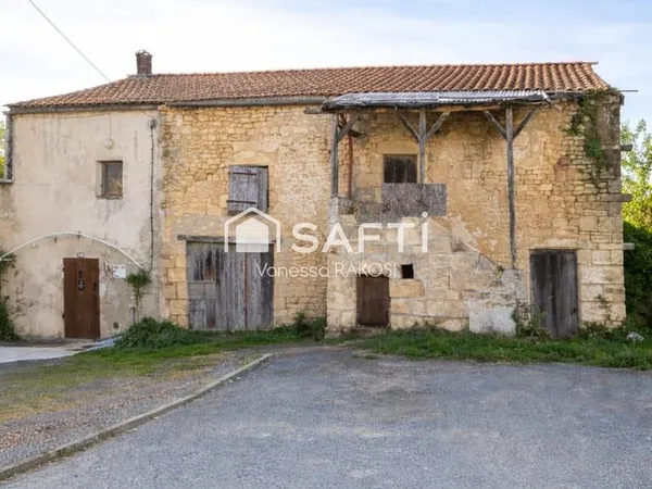 MAISON DE 59 M² A RENOVER AVEC COUVERTURE RECENTE