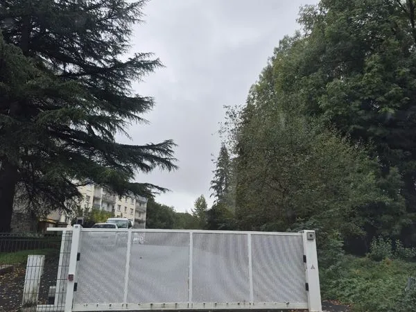 Garage et parking Vente Aurillac 14500€