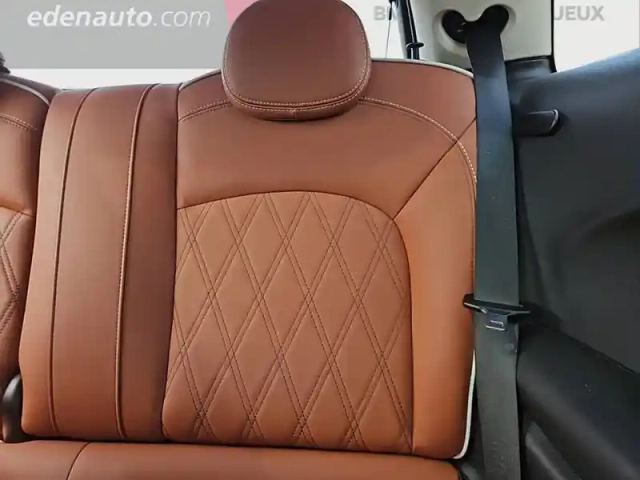 Mini Mini hatch 3 portes cooper 136 ch dkg7 — photo 24