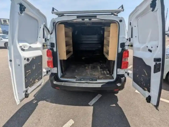 Citroën Jumpy fg m 1.5 bluehdi 120ch s&amp;s - tva récupérable 15325 ? ht — photo 6