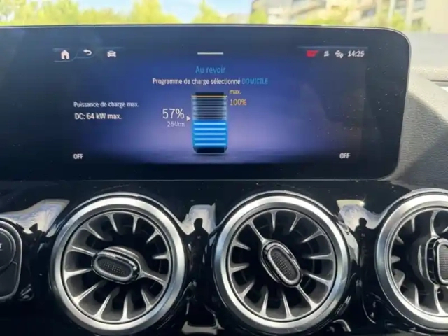 Mercedes Eqa 250+ edition — photo 16