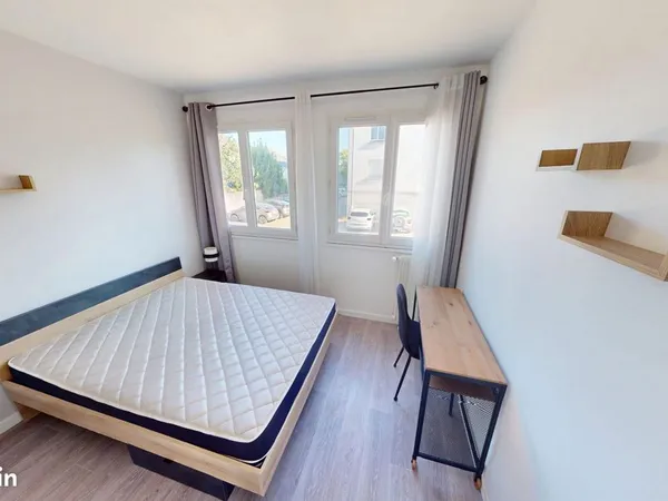 Appartement 5 pièces 9 m²