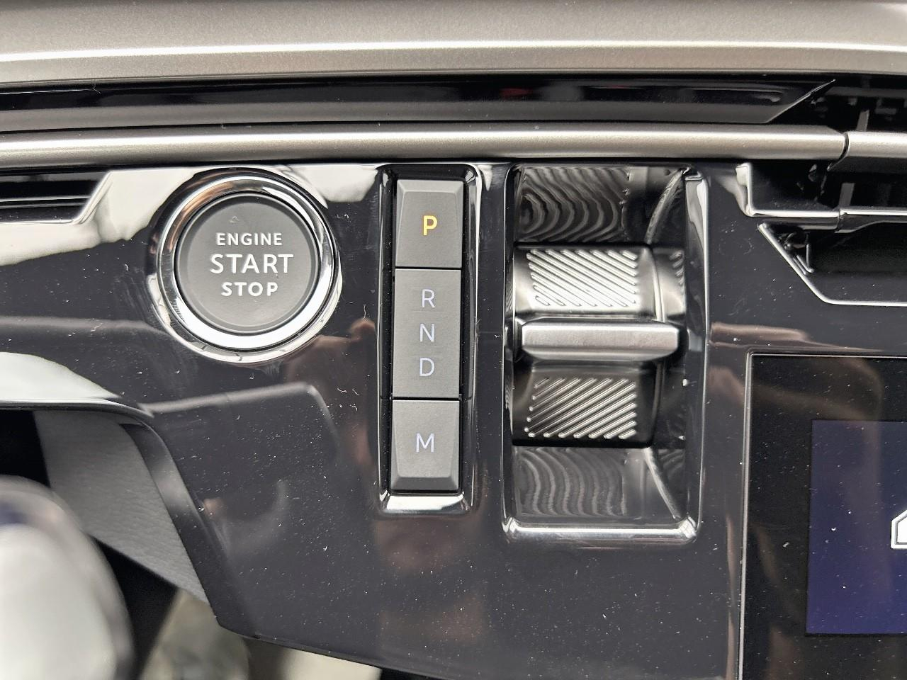 Peugeot 3008 hybrid 145 e-dcs6 allure — photo 20