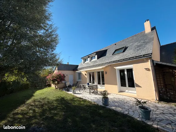 Maison familiale rénovée 5 chambres, 145 m2