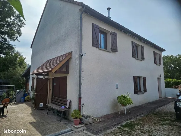 Maison 9 pièces 148 m²
