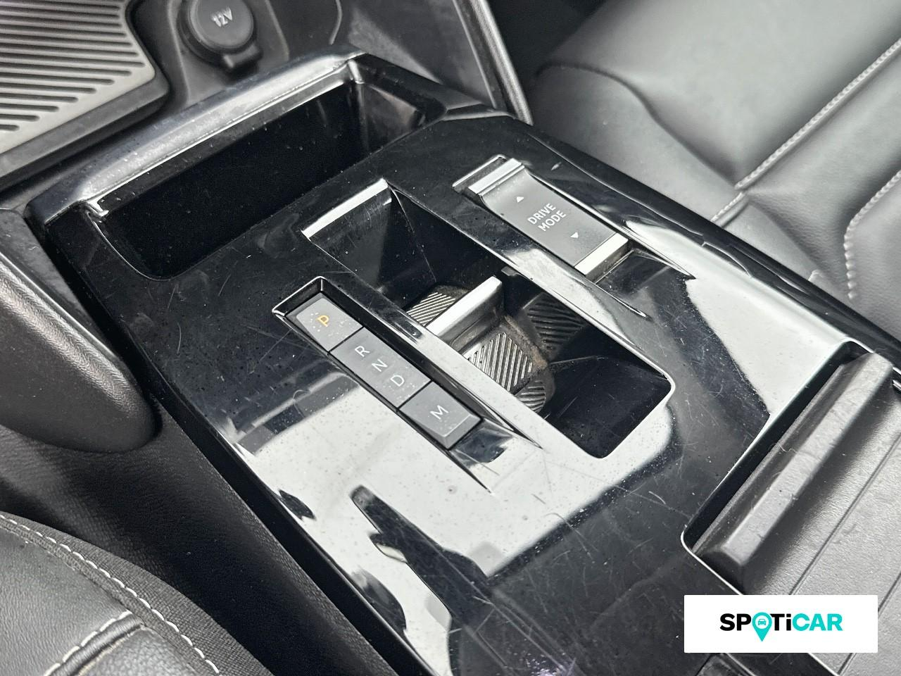 Citroën C4 puretech 155ch s&s shine pack eat8 — photo 14
