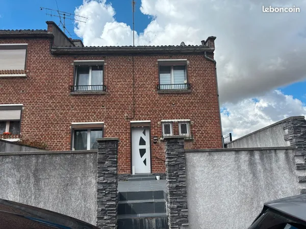 A saisir maison d'habitation