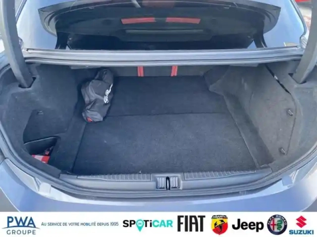 Alfa Romeo Giulia 2.0 tb 200ch sprint at8 my22 — photo 6