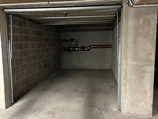 Parking 14 m²
