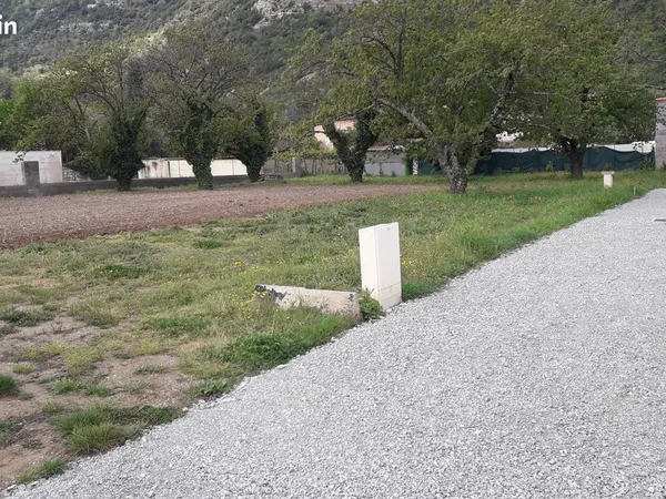 Terrain constructible 732m2