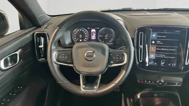 Volvo Xc40 t5 recharge 180+82 ch dct7 — photo 14