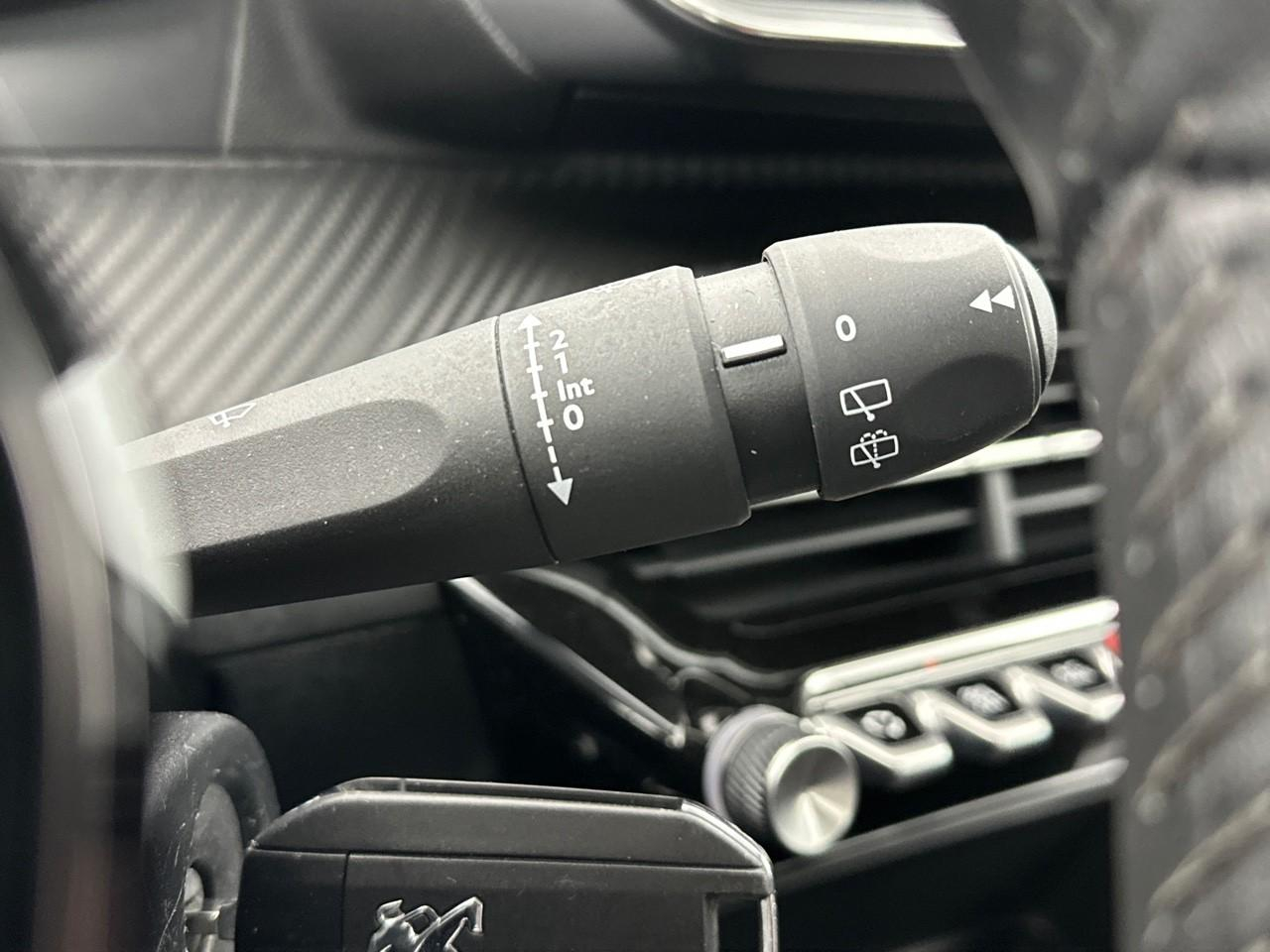 Peugeot 208 puretech 75 s&s bvm5 active pack — photo 18