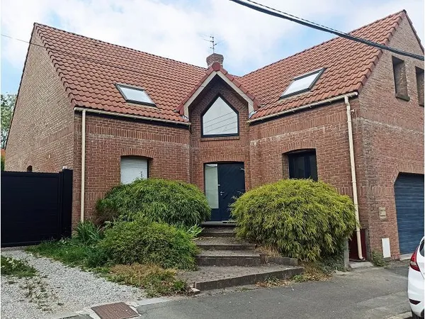 Maison Location Wattrelos 163m² 1366€
