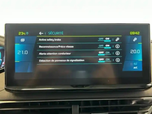 Peugeot 3008 1.2 puretech 130ch s&amp;s roadtrip eat8 — photo 12