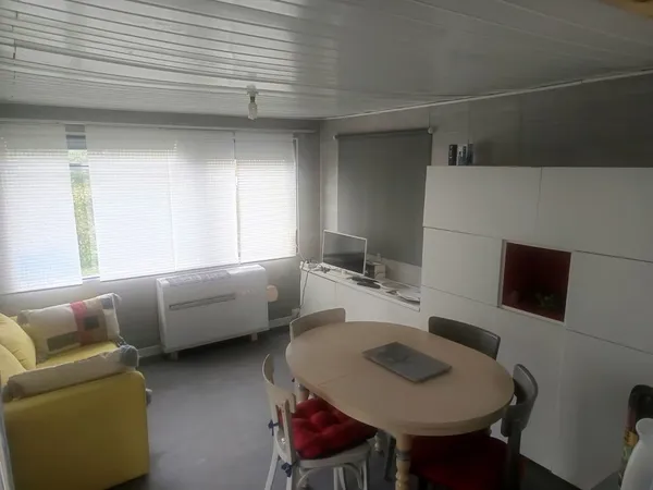 Bungalow (mobil'home + caravane) en bord de Saône 21250