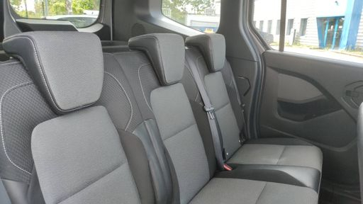 Renault Kangoo 1.5 Blue dCi 95 - Techno – 2023 – 63790 km – Diesel – Boîte Manuelle — photo 14