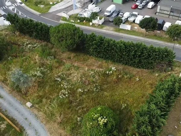 Local 400 m²