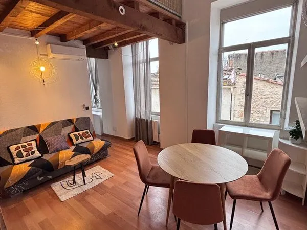 T2 MEUBLÉ avec mezzanine, grande terrasse
