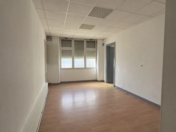 Bureaux 19 m² Targon