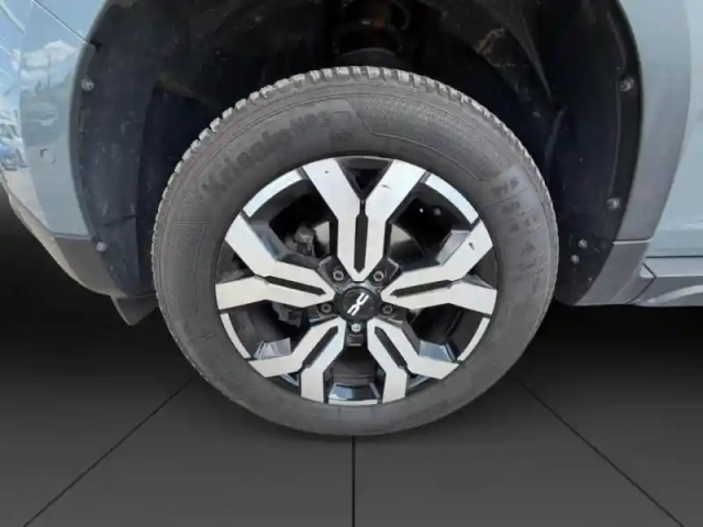 Dacia Duster 1.5 blue dci 115ch  journey 4x4 — photo 24