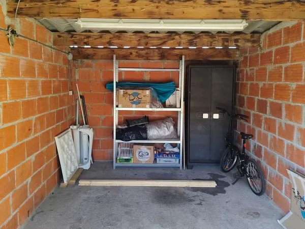 Garage quartier Breuil (Albi)