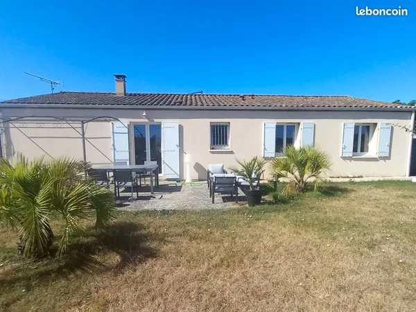 Pavillon plain-pied 96 m2 +garage proche Royan