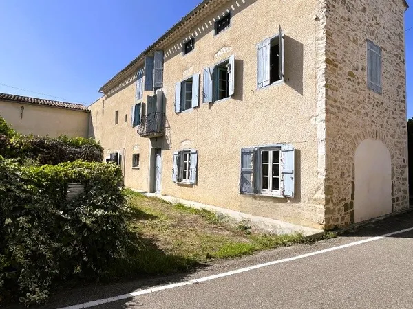 A VENDRE ANCIEN CORPS DE FERME A RENOVER LIMOUX