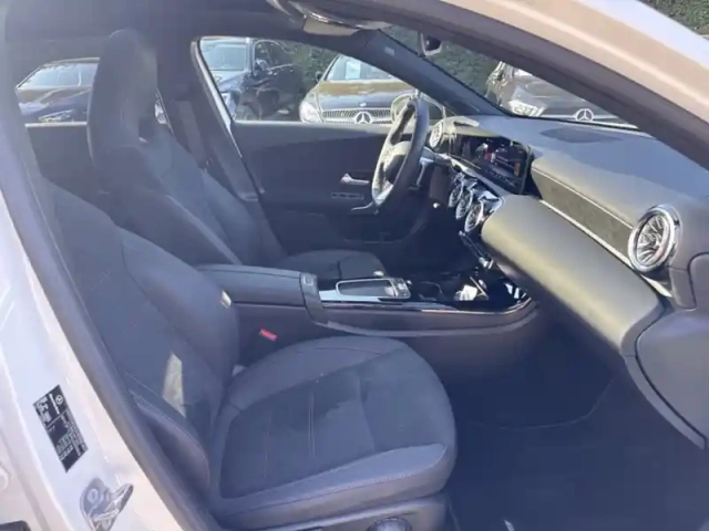 Mercedes Classe A 200 d amg line — photo 9