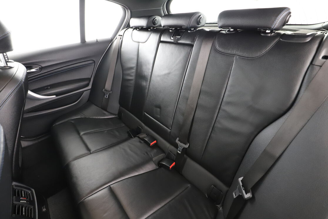 BMW Série 1 116i M Sport Ultimate — photo 13