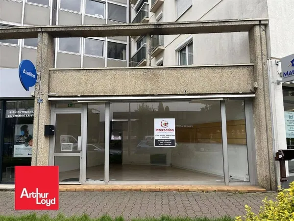 Local commercial 110 m²