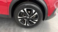 Peugeot 2008 1.2 PureTech 100ch S&S Allure Pack — photo 20