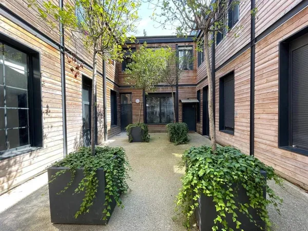 INVESTISSEMENT LOCATIF CLÉ EN MAIN - 2 STUDIOS LOUÉS - LE RAINCY