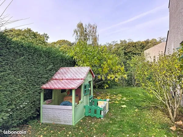 Maison 7 pièces 146 m²