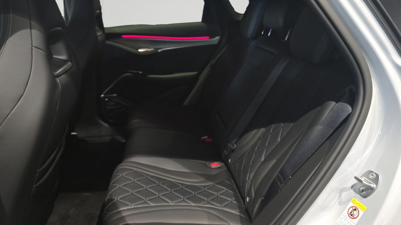 BYD Sealion 7 91.3 kWh 530ch AWD — photo 12