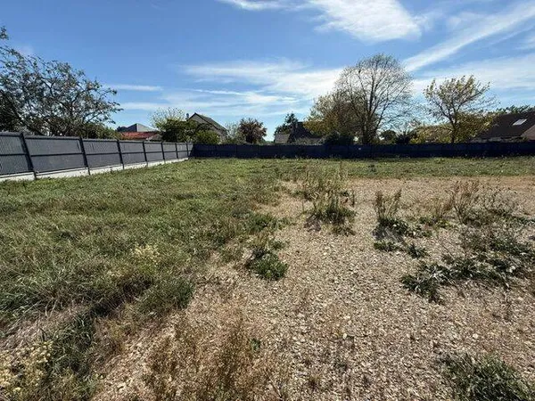 Terrain 424 m²