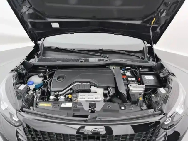 Peugeot 2008 hybrid 136 e-dcs6 allure — photo 7