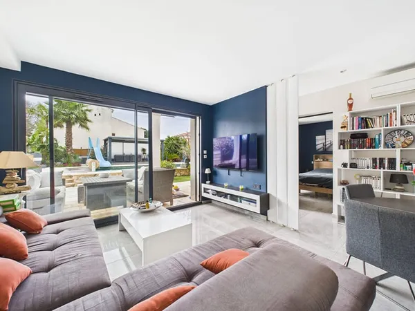 MAGNIFIQUE BAS DE VILLA - T5 LA VALETTE DU VAR